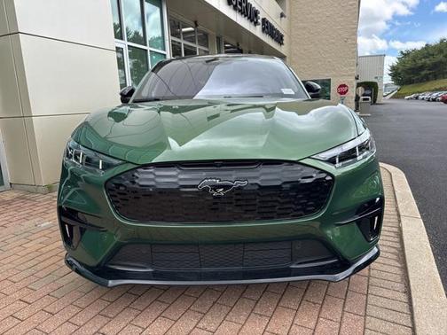 2025 Ford Mustang Mach-E GT