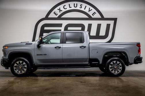 2024 Chevrolet Silverado 2500 Custom