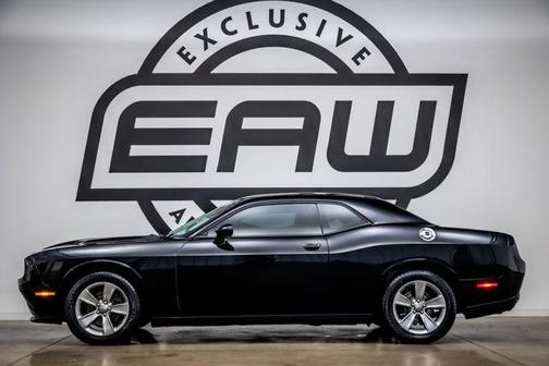 2015 Dodge Challenger SXT