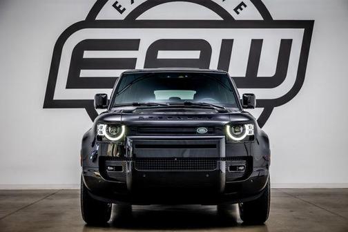 2024 Land Rover Defender 110 P400 X-Dynamic SE