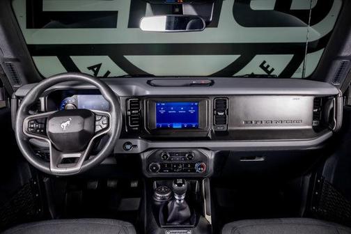 2023 Ford Bronco Base