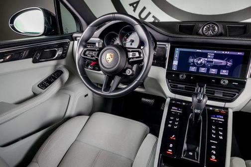 Black 2024 Porsche Macan Macan