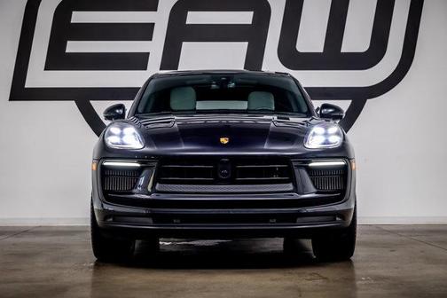 Black 2024 Porsche Macan Macan