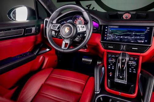 2023 Porsche Cayenne Turbo