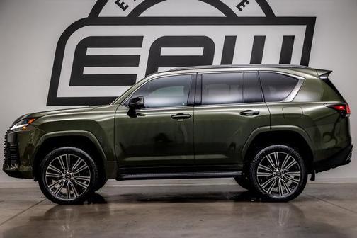 2022 Lexus LX 600 Luxury