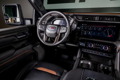 2025 GMC Sierra 2500 AT4