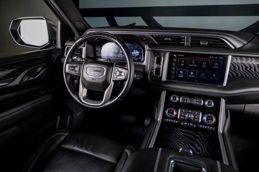 Sterling Metallic 2024 GMC Yukon Denali