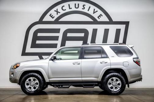 Classic Silver Metallic 2022 Toyota 4Runner SR5