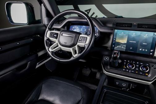Santorini Black Metallic 2022 Land Rover Defender 110 X-Dynamic HSE