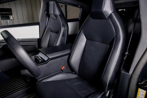 2024 Tesla Cybertruck All-Wheel Drive