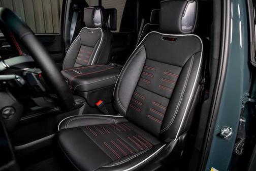 2025 GMC Yukon 4WD AT4 Ultimate
