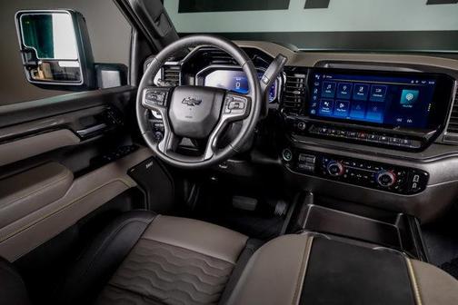 2024 Chevrolet Silverado 2500 4WD Crew Cab Standard Bed ZR2