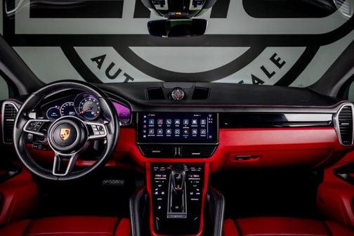 2022 Porsche Cayenne Cayenne