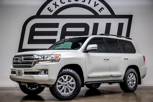 2021 Toyota Land Cruiser Base