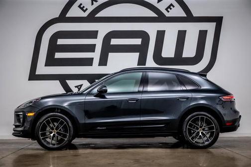 2024 Porsche Macan AWD