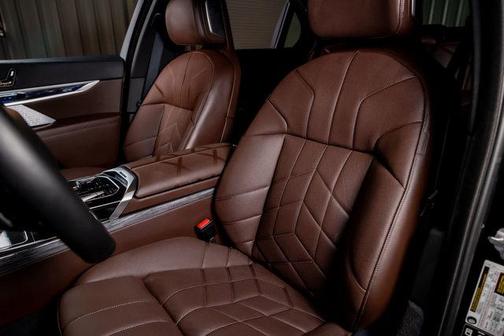 2024 BMW 760 i xDrive