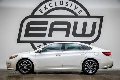 2016 Toyota Avalon XLE