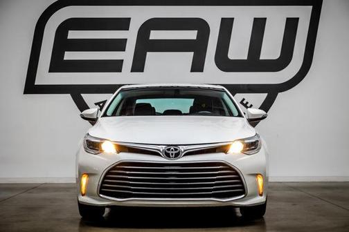 2016 Toyota Avalon XLE