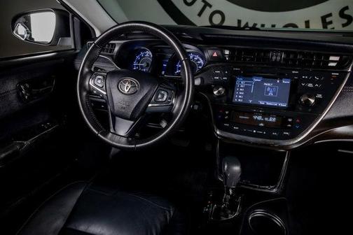 2016 Toyota Avalon XLE