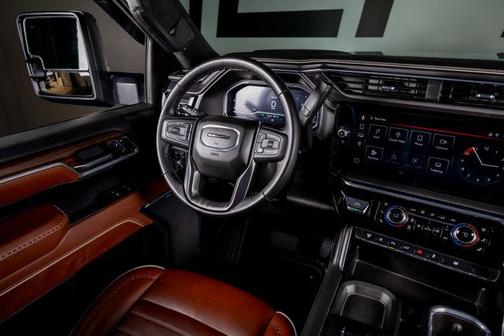 2025 GMC Sierra 3500 Denali