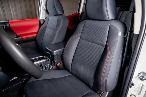 Ice Cap 2023 Toyota Tacoma SR5