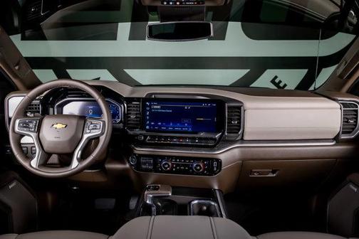 2025 Chevrolet Silverado 1500 LTZ