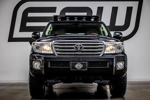 2013 Toyota Land Cruiser Base
