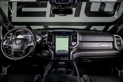 2021 RAM 3500 Laramie Crew Cab 4x4 8' Box