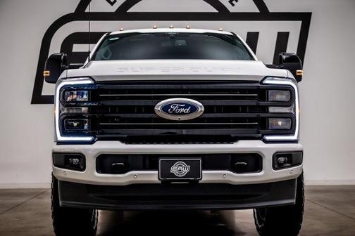 2025 Ford F-250 Platinum