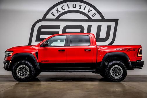 Diamond Black Crystal Pearlcoat 2023 RAM 1500 TRX