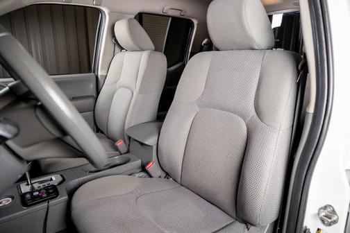 2020 Nissan Frontier SV