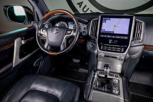 2021 Toyota Land Cruiser Base