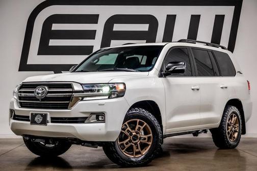2021 Toyota Land Cruiser Base