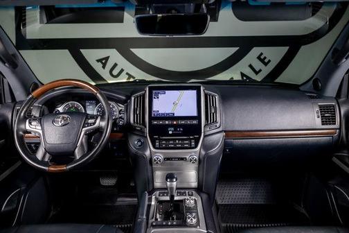 2021 Toyota Land Cruiser Base
