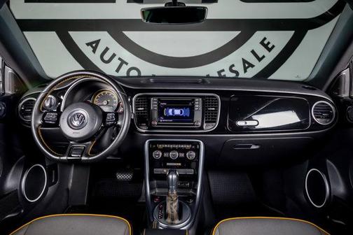 Pure White 2017 Volkswagen Beetle 1.8T Dune