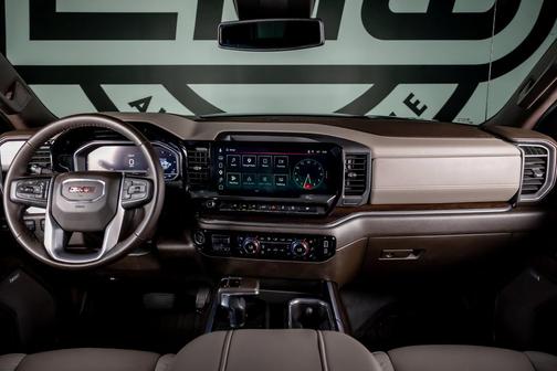 Onyx Black 2023 GMC Sierra 1500 SLT