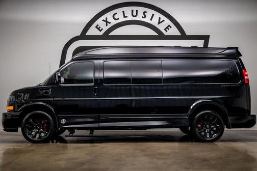 2023 GMC Savana 2500 Work Van