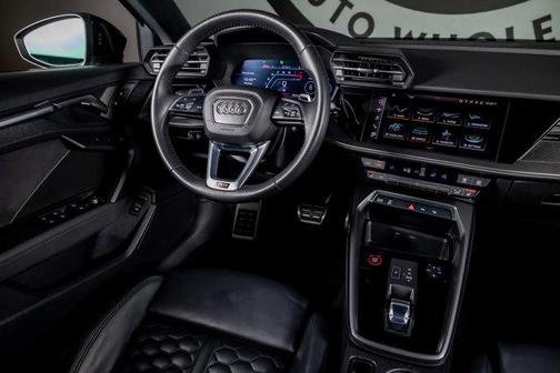2022 Audi RS 3 TFSI quattro S tronic