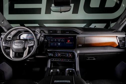 2024 GMC Sierra 3500 Denali