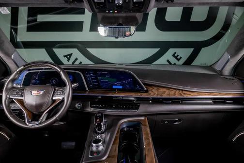 2024 Cadillac Escalade Sport Platinum