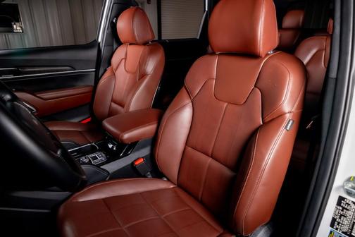 Glacial White Pearl 2023 Kia Telluride EX