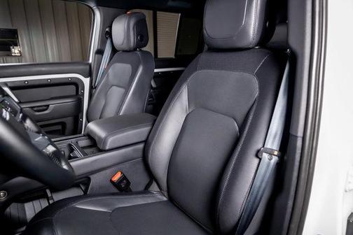 2023 Land Rover Defender 110 X-Dynamic SE