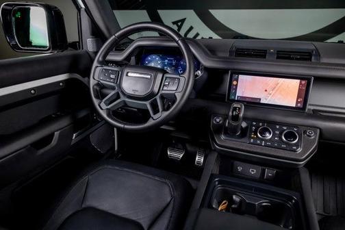 2023 Land Rover Defender 110 X-Dynamic SE