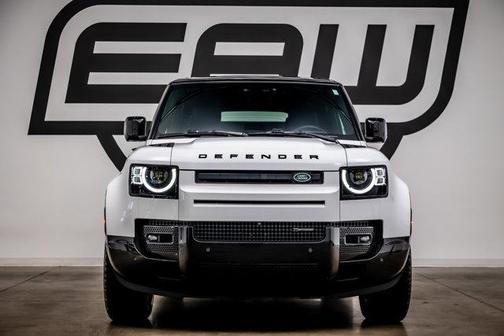2023 Land Rover Defender 110 X-Dynamic SE