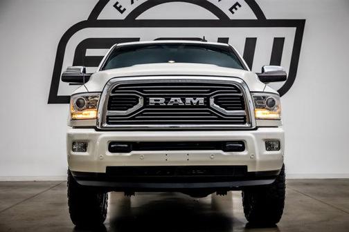 2018 RAM 2500 Limited Crew Cab 4x4 6'4' Box