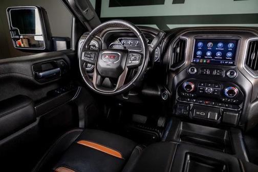2022 GMC Sierra 2500 AT4