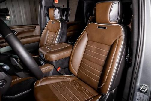 2025 GMC Yukon Denali Ultimate