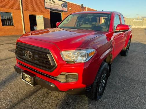 2022 Toyota Tacoma SR