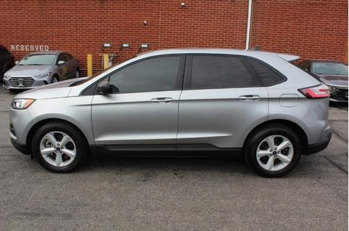 2021 Ford Edge SE