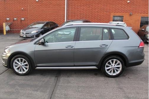 2018 Volkswagen Golf Alltrack TSI SE